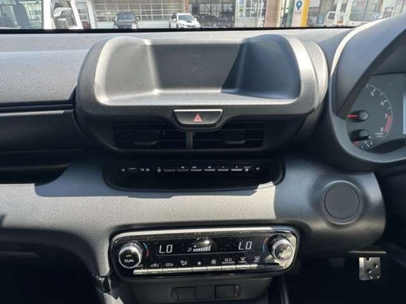 GR YARIS