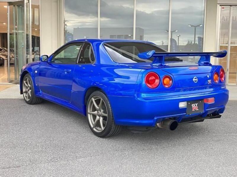 SKYLINE