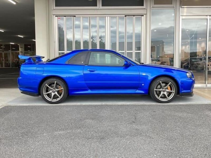 SKYLINE