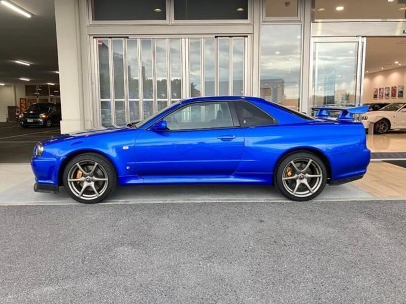 SKYLINE