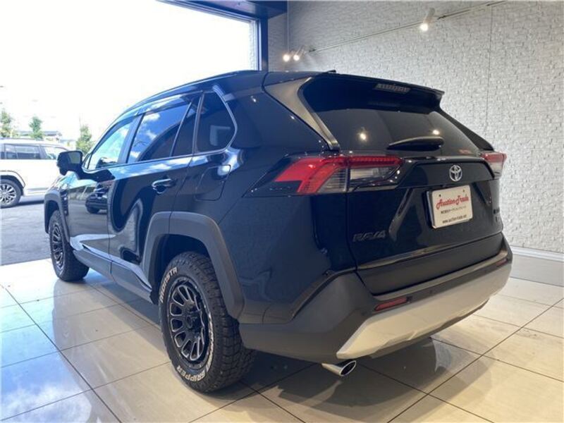 RAV4