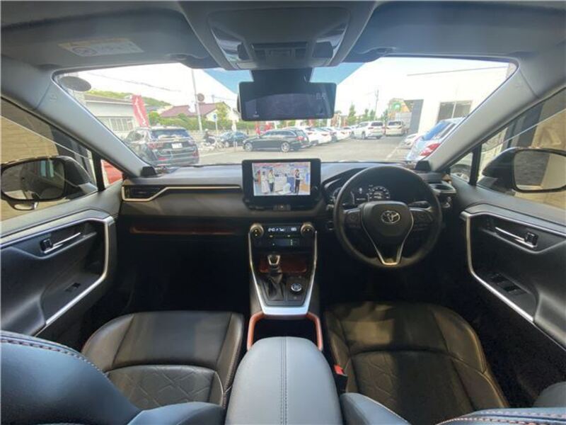 RAV4