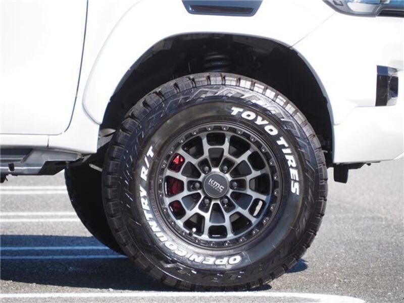 HILUX