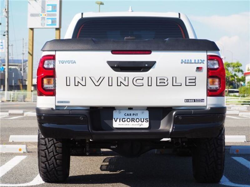 HILUX