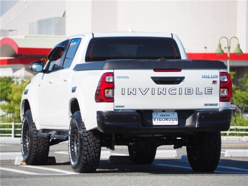 HILUX