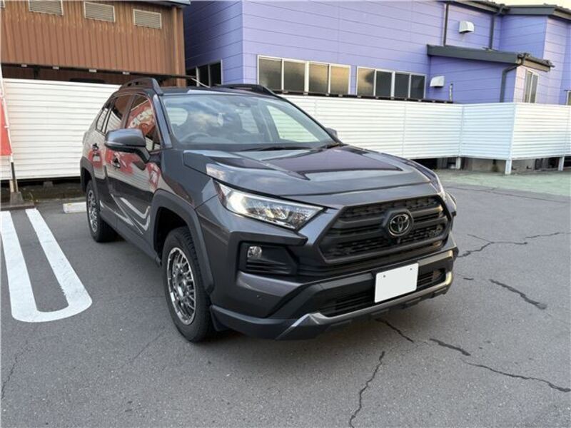 TOYOTA RAV4