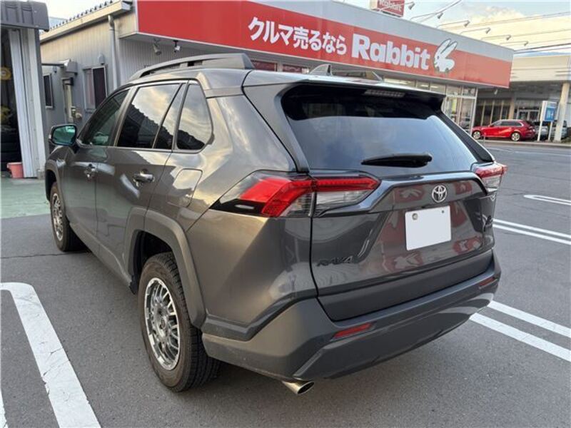 RAV4