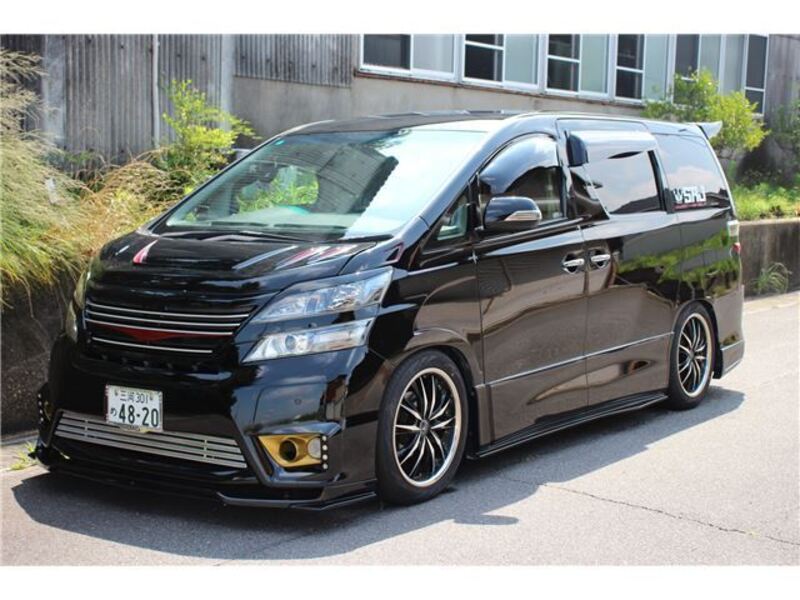 TOYOTA VELLFIRE