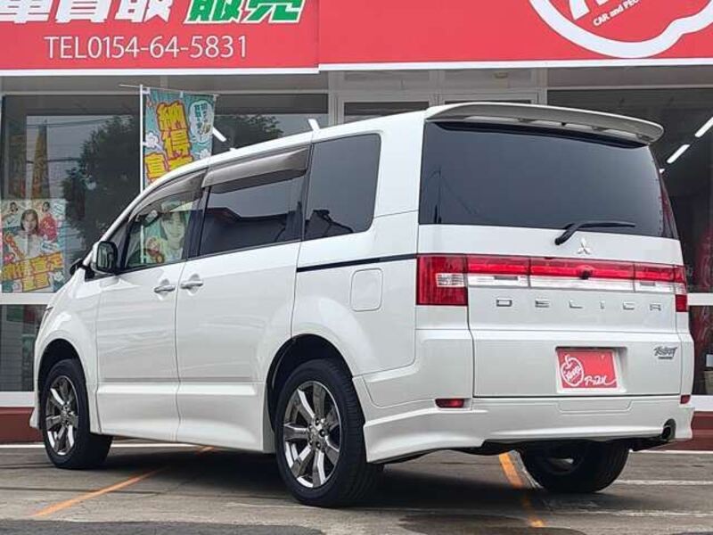 DELICA D5
