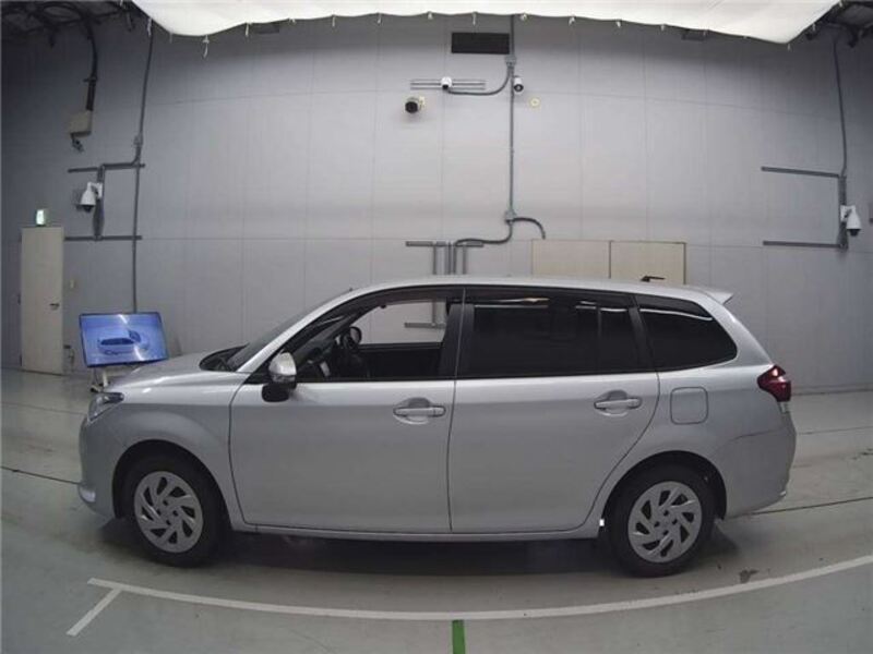 COROLLA FIELDER