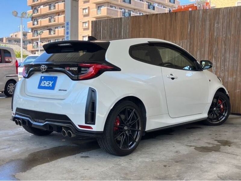 GR YARIS