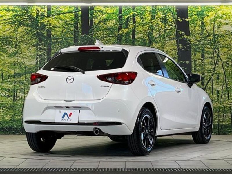 MAZDA2