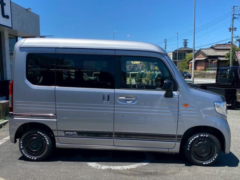 N-VAN