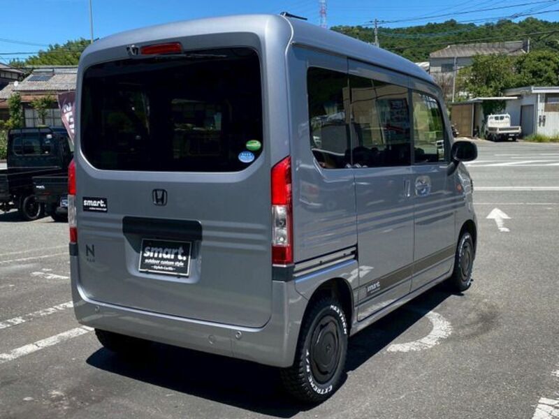 N-VAN
