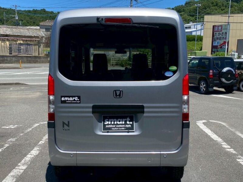 N-VAN