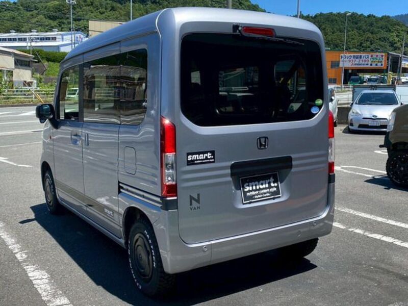 N-VAN