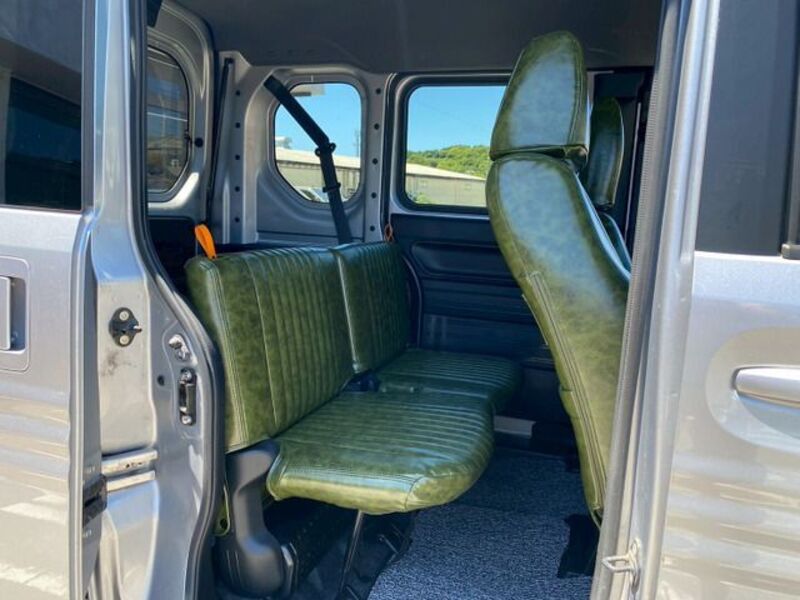N-VAN