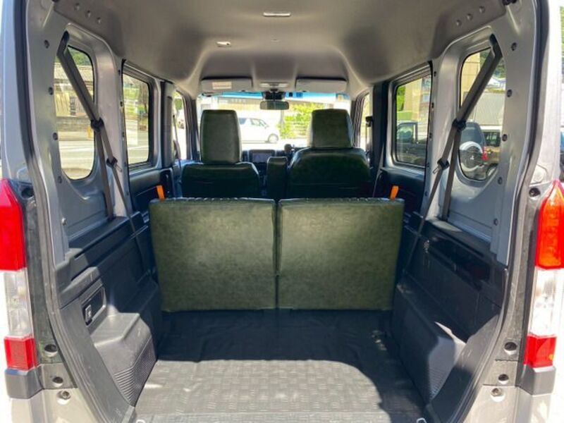 N-VAN
