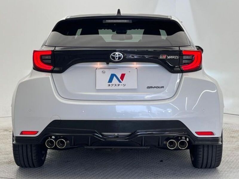 GR YARIS