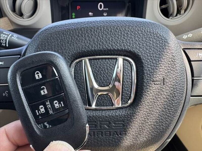 N BOX