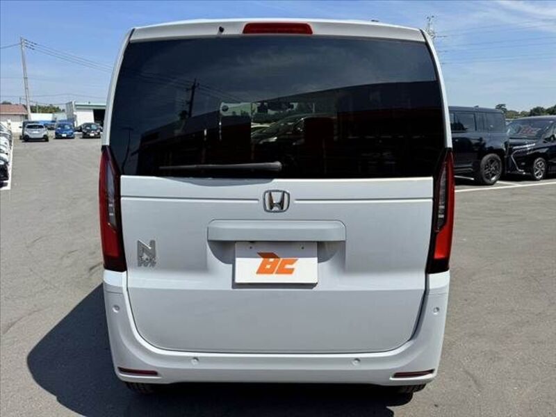 N BOX