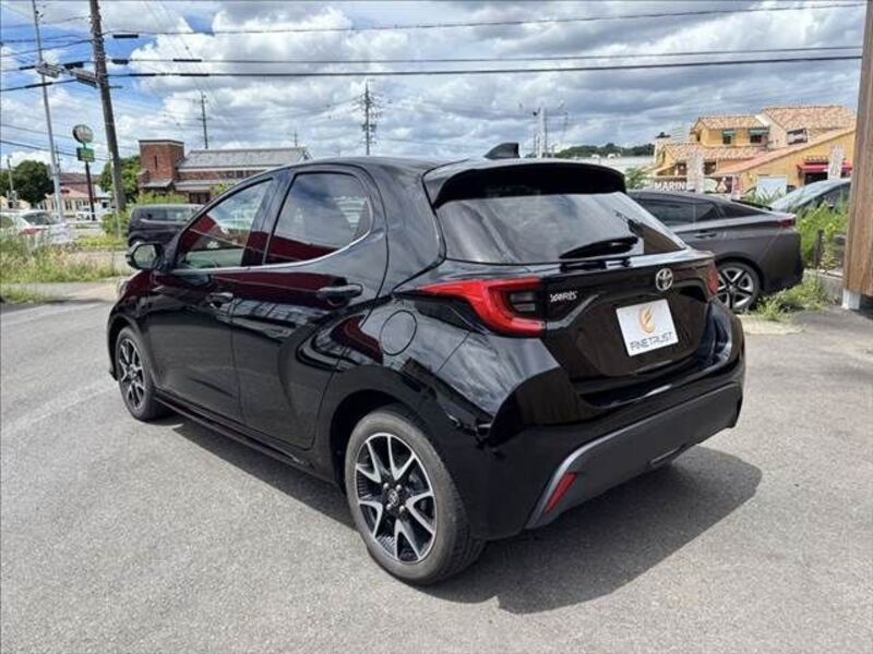 YARIS