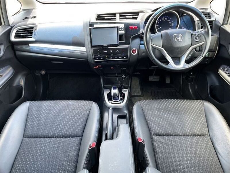 FIT HYBRID