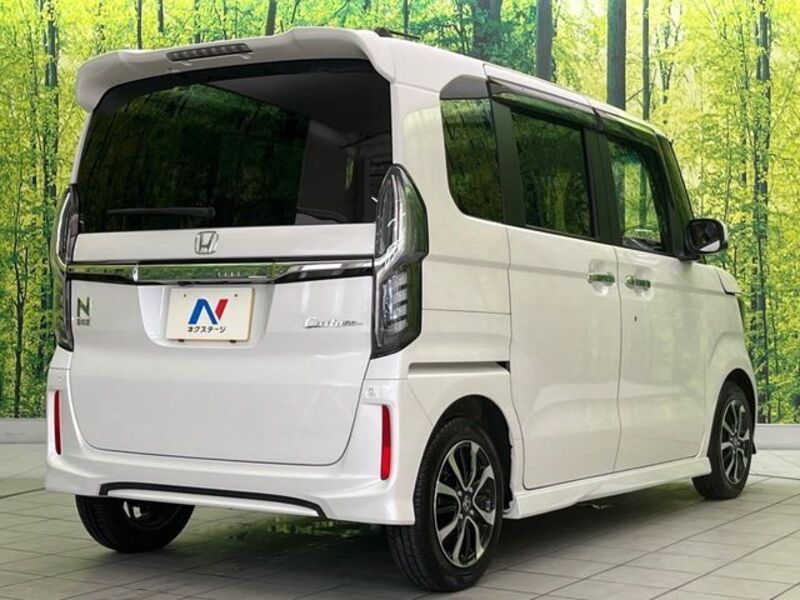 N BOX CUSTOM
