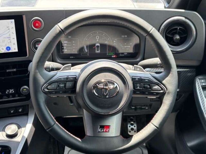 GR YARIS