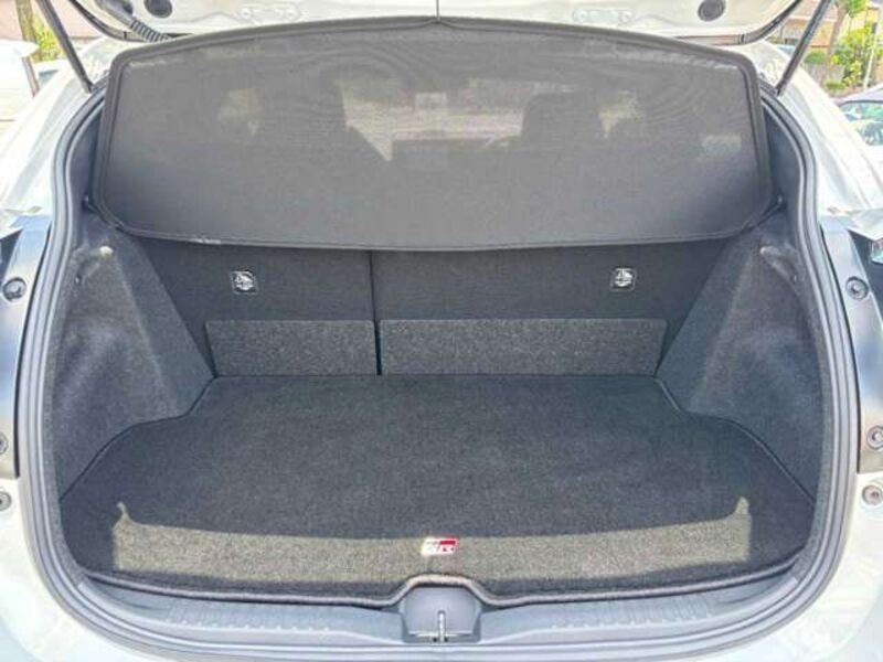 GR YARIS