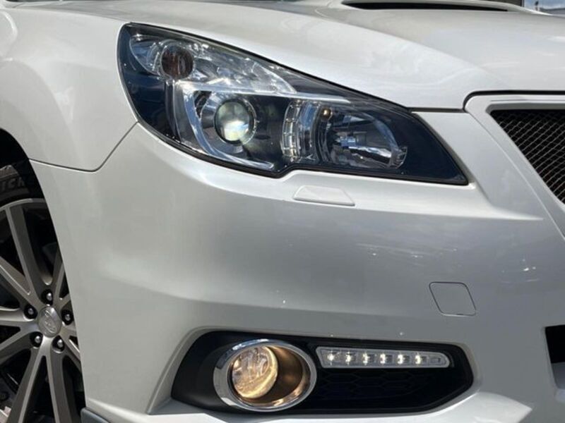 LEGACY B4