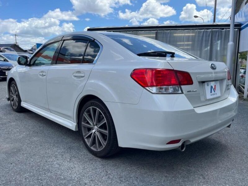 LEGACY B4