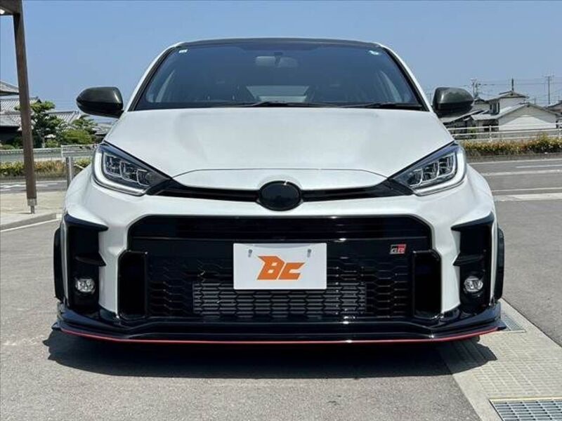 GR YARIS