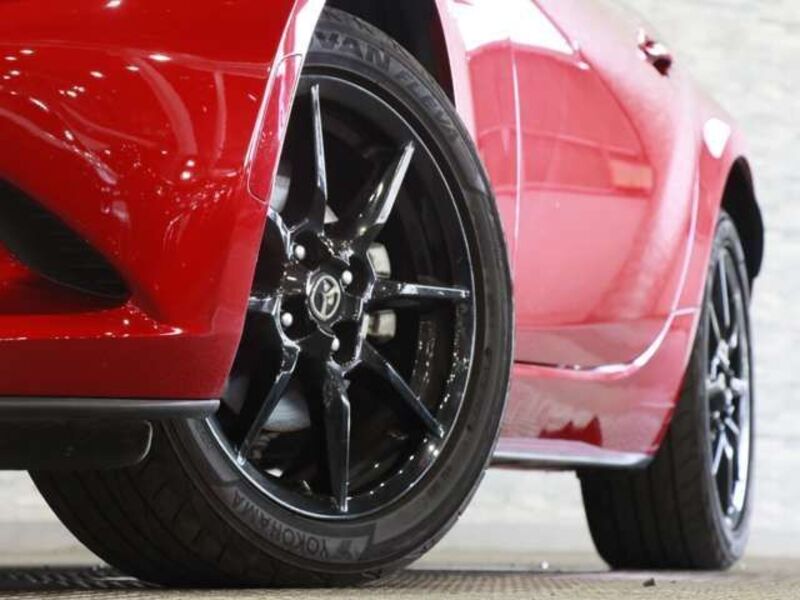 ROADSTER