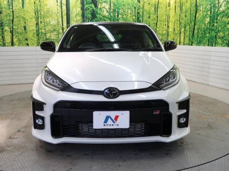 GR YARIS