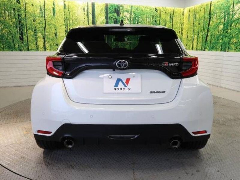 GR YARIS