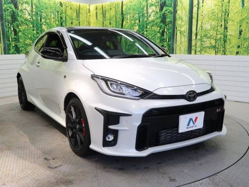 GR YARIS
