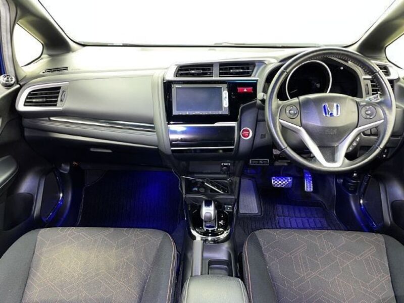FIT HYBRID