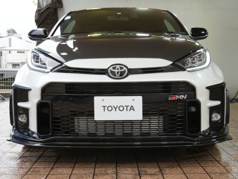 GR YARIS