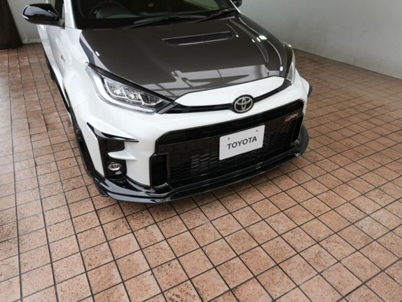 GR YARIS
