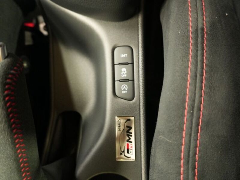 GR YARIS