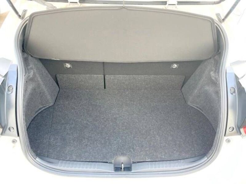 GR YARIS