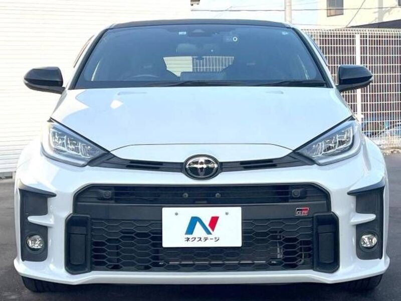 GR YARIS