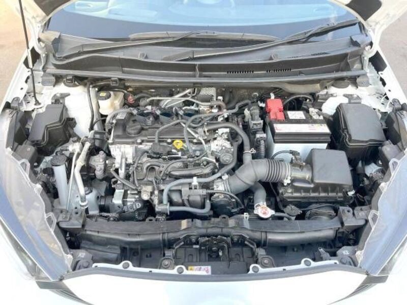 GR YARIS