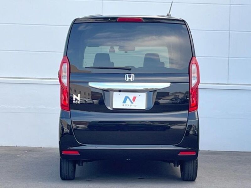 N BOX