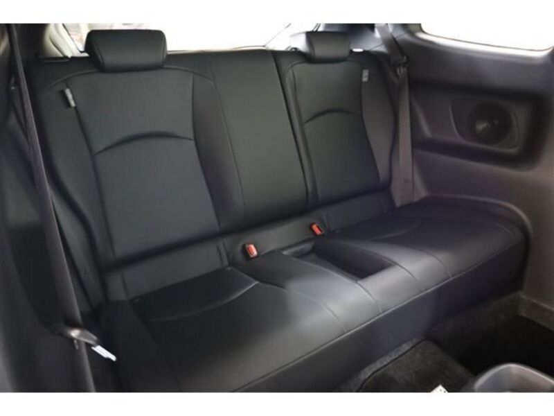 GR YARIS