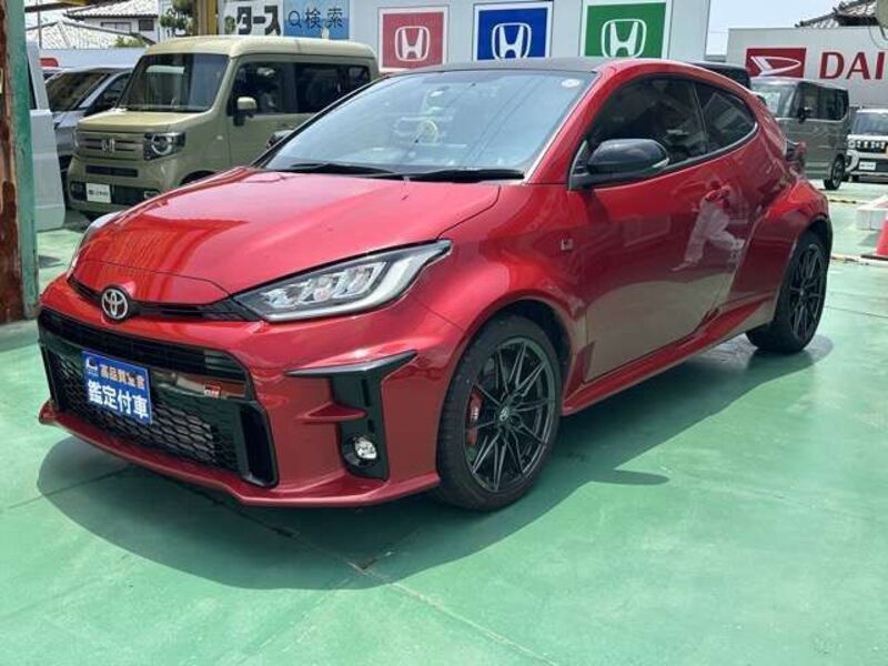 GR YARIS