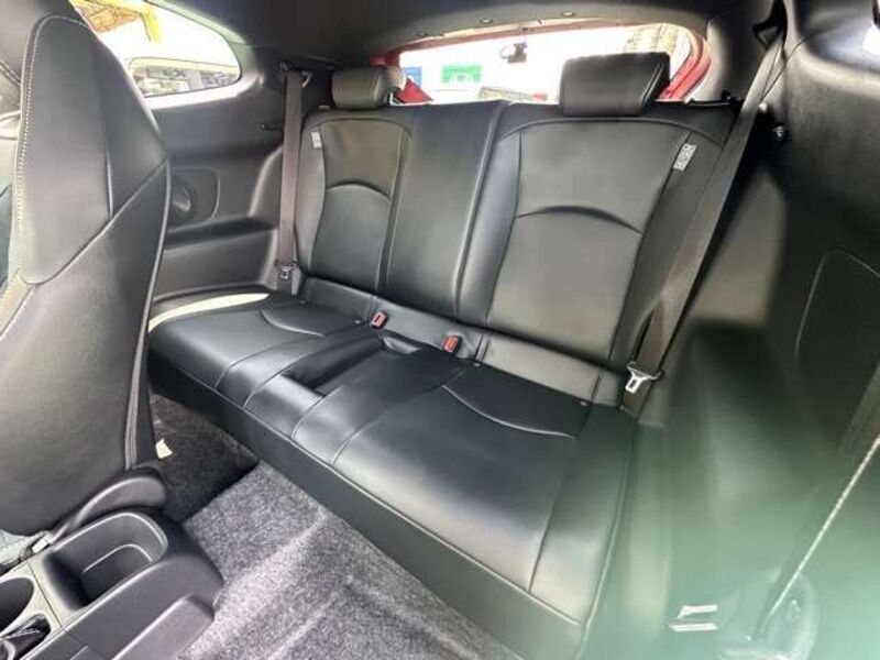 GR YARIS