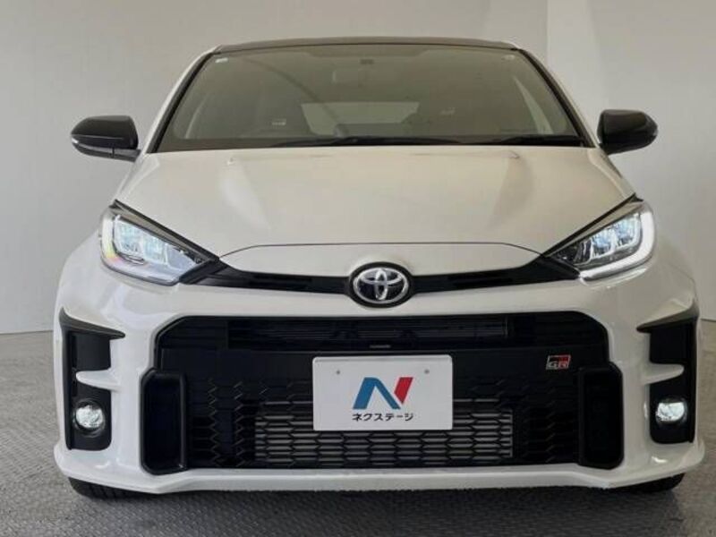 GR YARIS