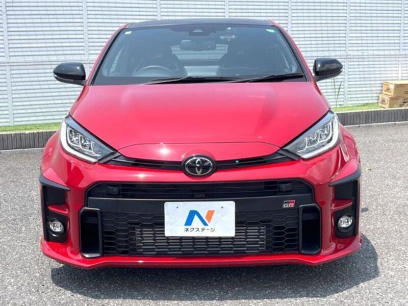 GR YARIS